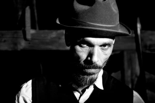 REVEREND SHINE SNAKE OIL Co. — band portrait 4 of 9
